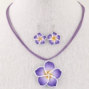 Fashion jewelry sweet petals necklace and earrings